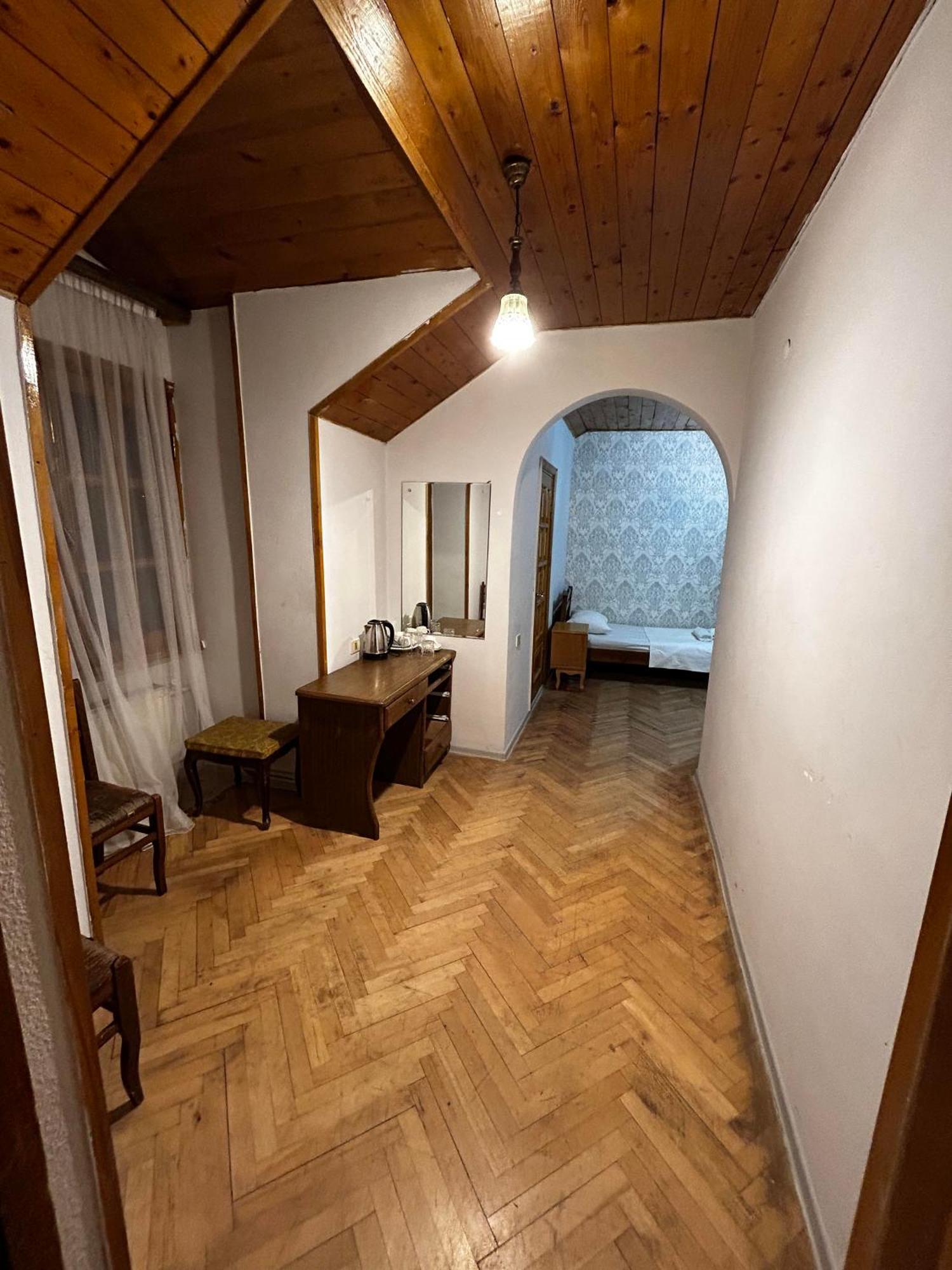 Duma Hotel Tbilisi Exterior foto